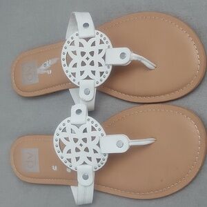 DV by Dolce Vita White Cissy Sandals Size 10